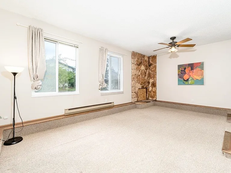 11473 Kingcome Ave — Photo 2