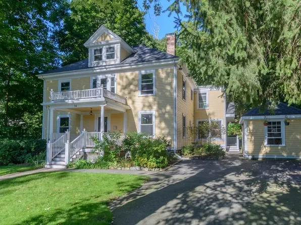 34 Seaward Rd, Wellesley, MA 02481