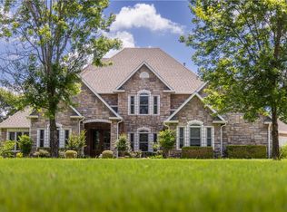 523 Sonoma Cir, Fayetteville, AR 72703