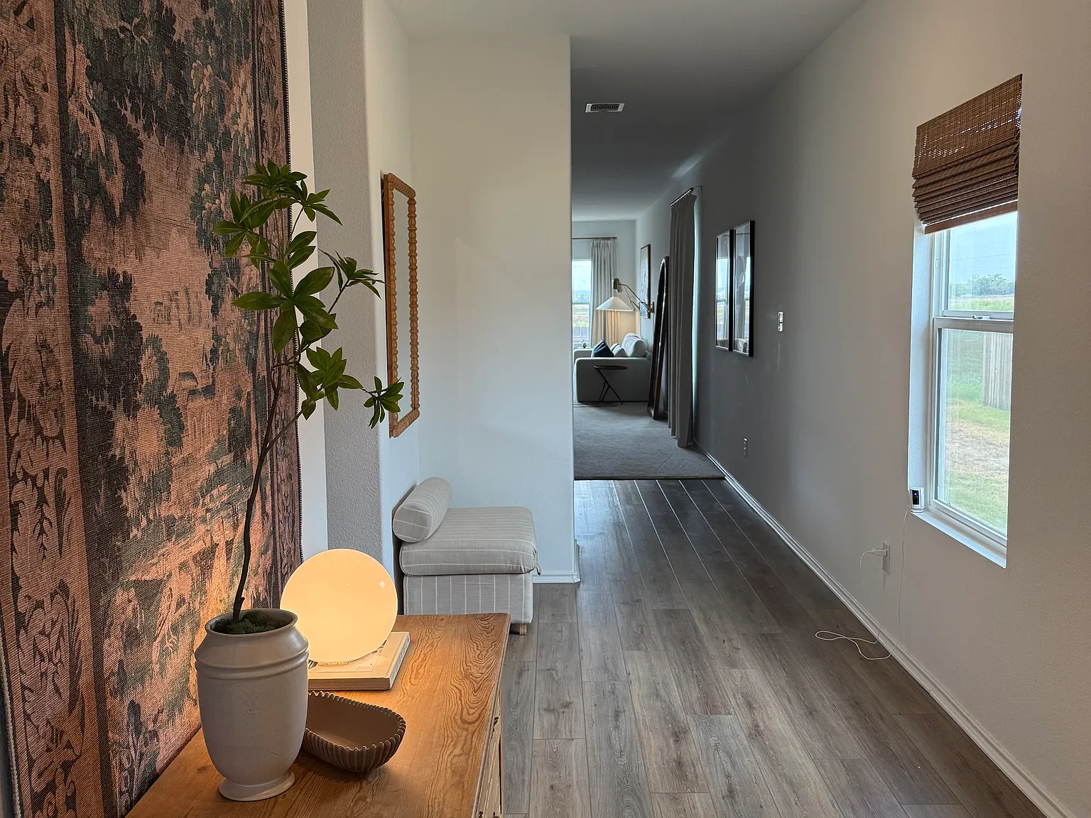4 bed, 1635 sqft, $2,100 — Photo 3