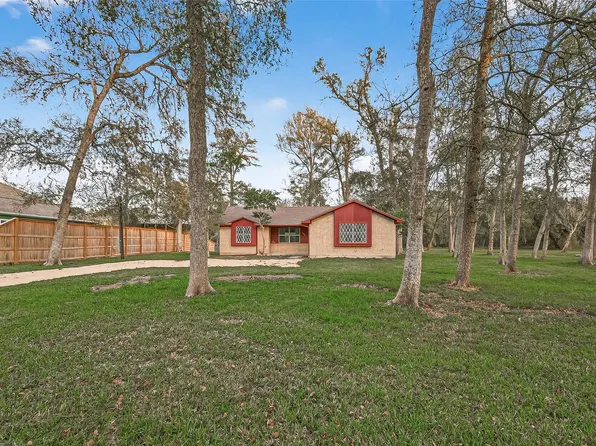6619 Wolf Run Dr, Wharton, TX 77488