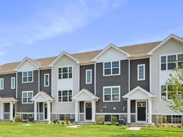 1409 Oakfield Ln, Pingree Grove, IL 60140