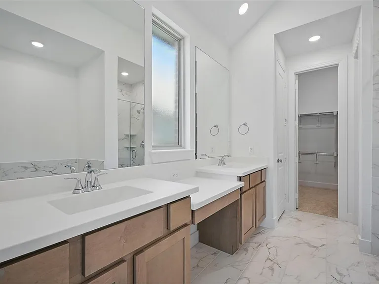 5060 Westhaven Cir — Photo 12