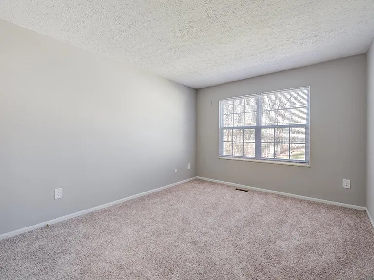 Wexford Lakes Apartments and Townhomes — Photo 10