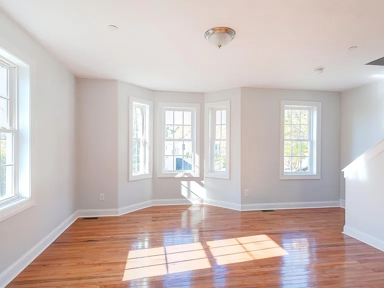 74 Upland St #A — Photo 7