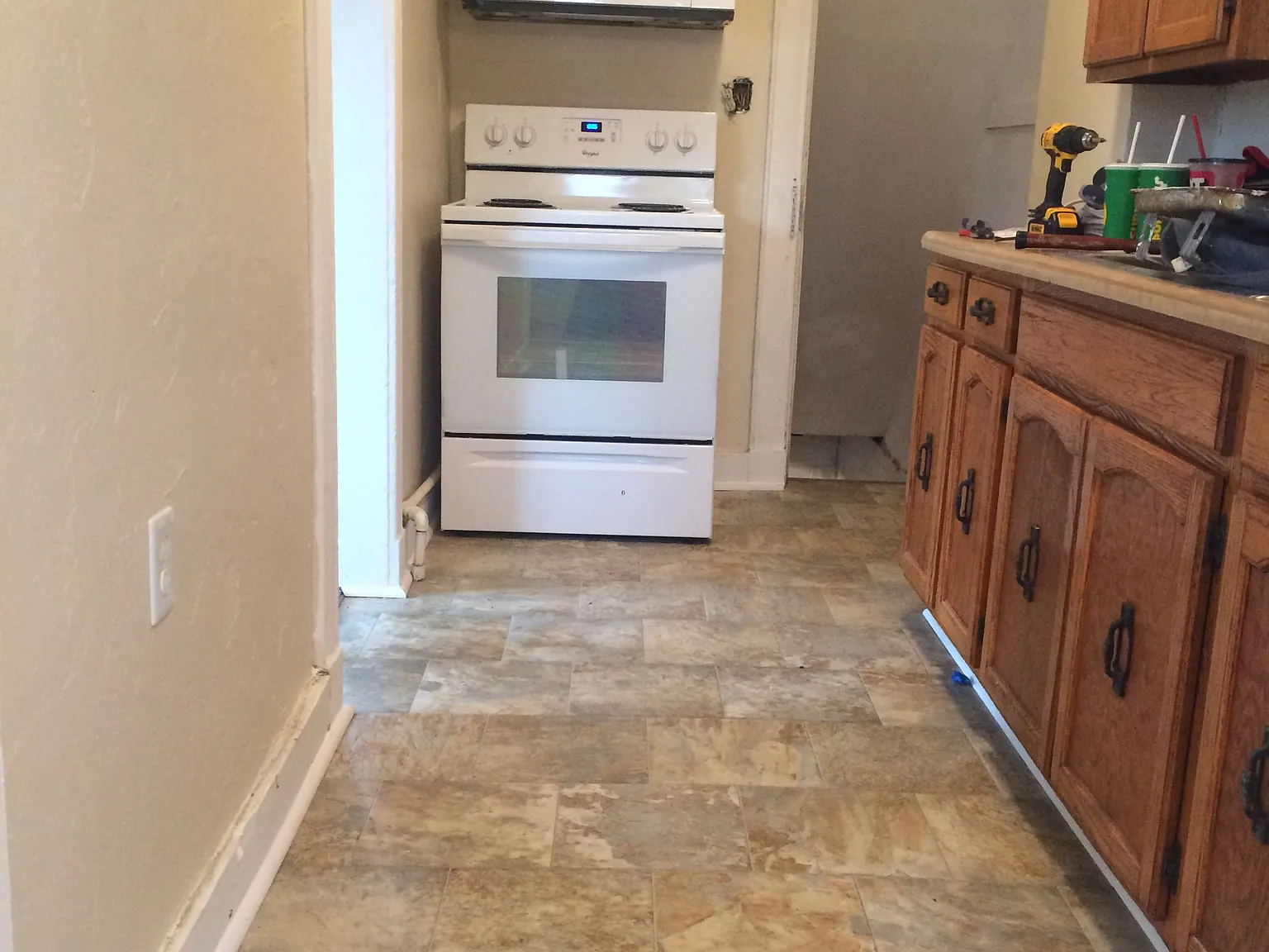 2 bed, 1325 sqft, $880 — Photo 3