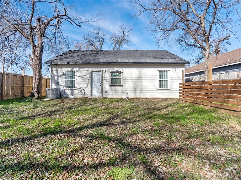 3512 Hamilton Ave — Photo 15