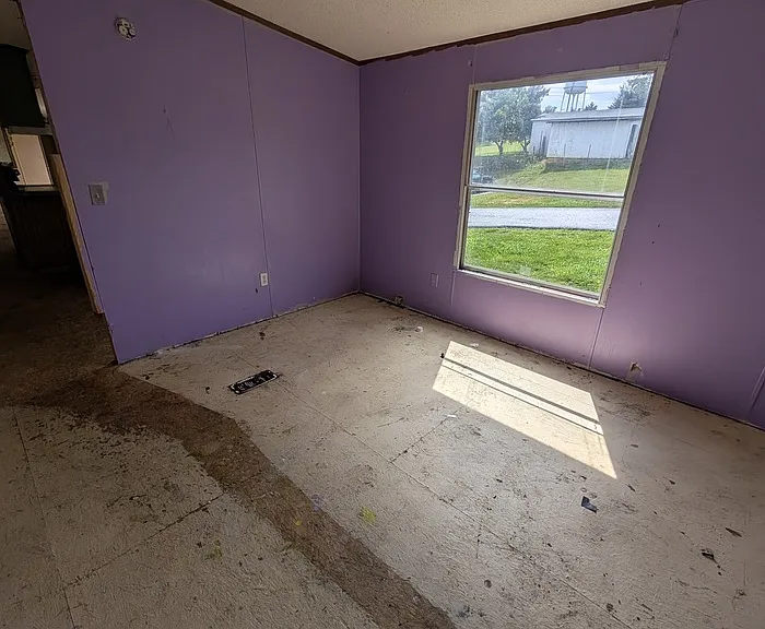 101 Felix Dr — Photo 6