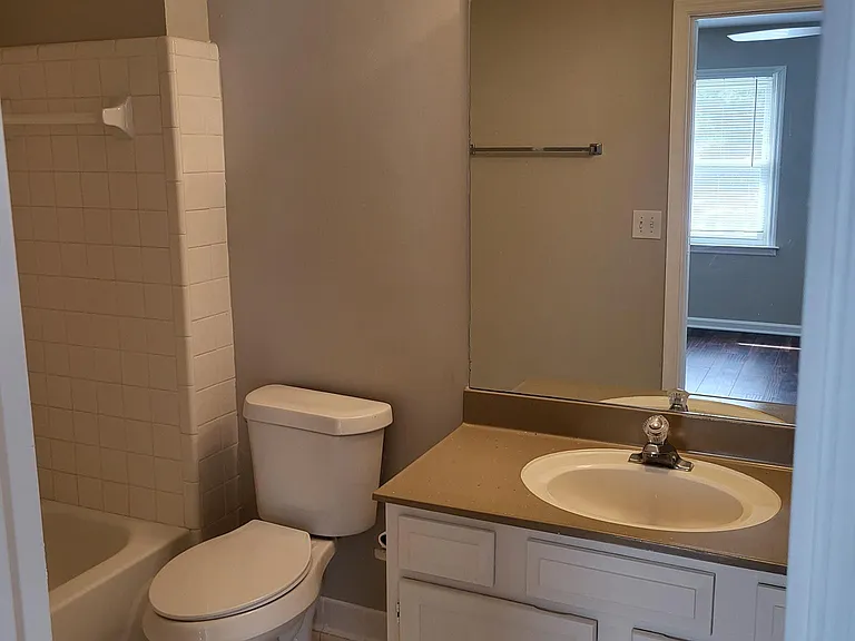 1339 Poplar Pointe SE — Photo 18
