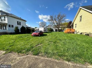 52 E Central Ave, Ridgeley, WV 26753