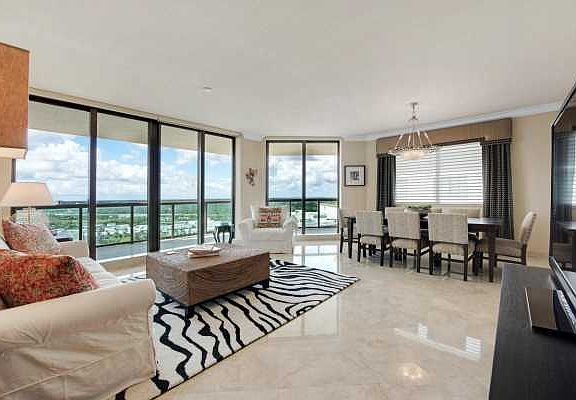 Home For Sale In The Landmark