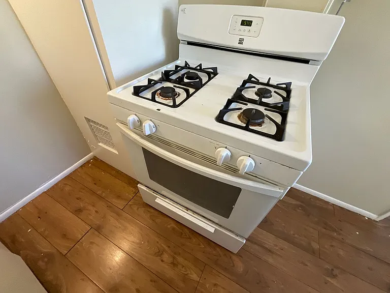 203-209 E Acacia Ave — Photo 12