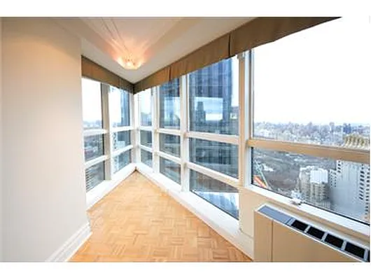 Sold by Douglas Elliman | media 17