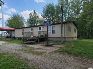 4372 Cartter Rd, Kell, IL 62853