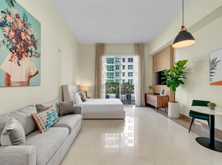 1200 Brickell Bay Dr APT 1403, Miami, FL 33131