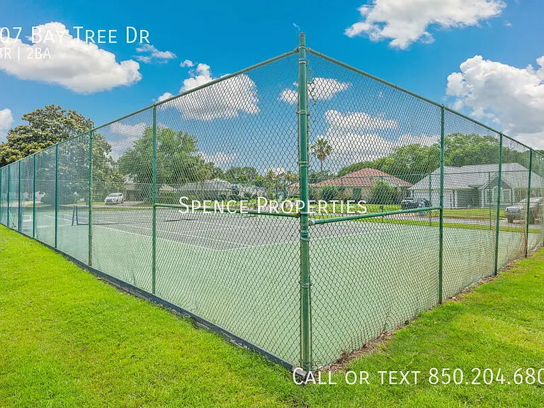 107 Bay Tree Dr — Photo 44