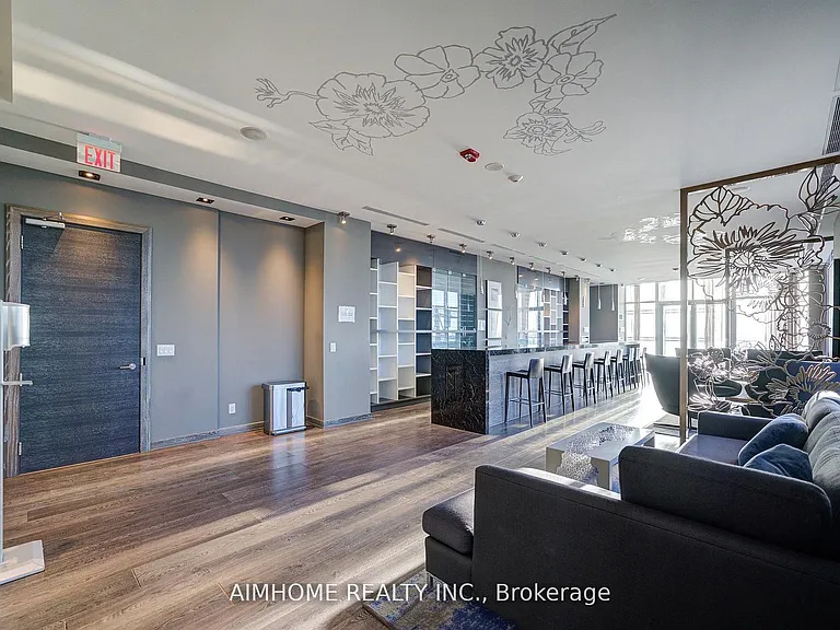 1080 Bay St #1506 — Photo 24
