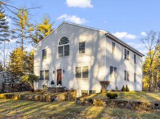 16 Poole Rd, Belchertown, MA 01007