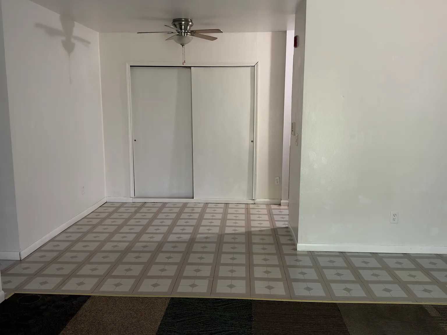 2 bed, 900 sqft, $1,375 — Photo 3