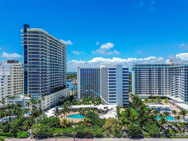5055 Collins Ave #3K — Photo 33