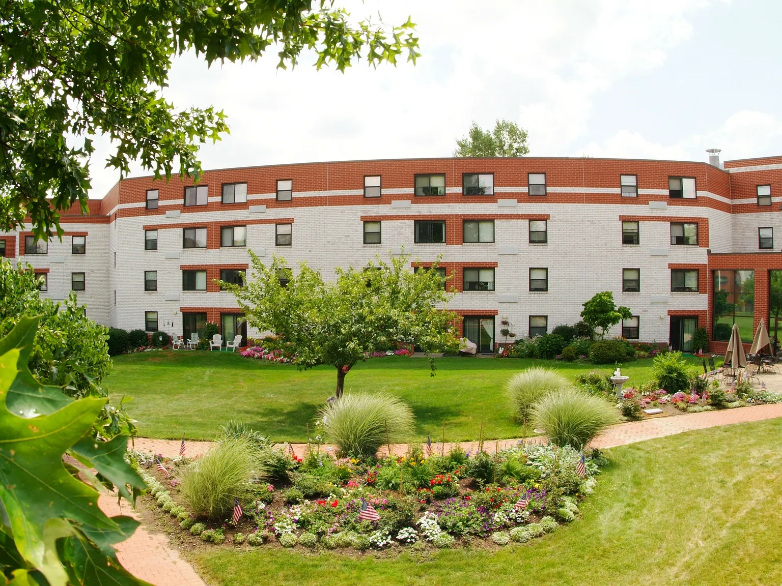 Bellmead Apartments — Photo 2
