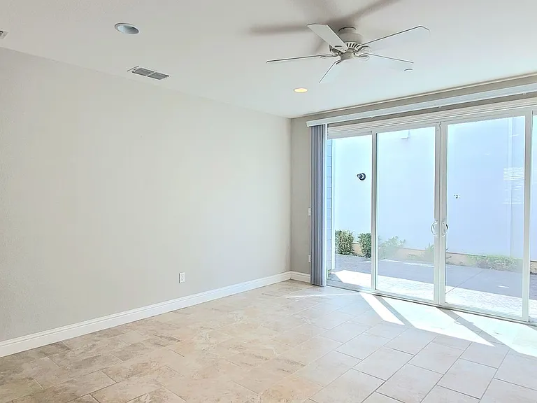 186 Colner Cir — Photo 8