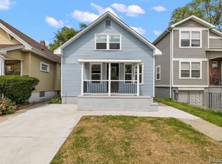 15875 Holmur St, Detroit, MI 48238