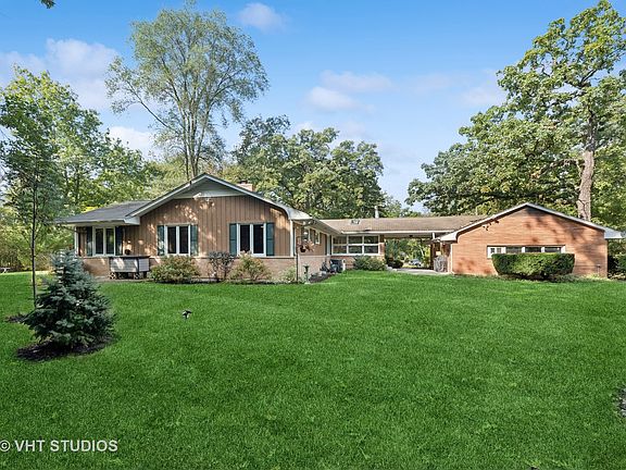 3rd image of 530 Old Hickory Ln
