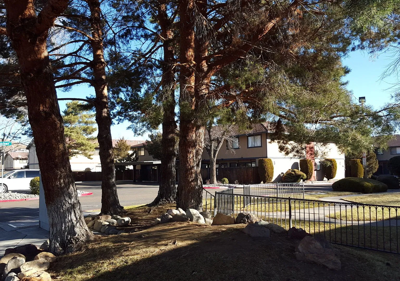 Newly Upgraded - Only $1,775 Per Month For This 2 Bedroom /2 Bathroom Townhome Located At Bristle... — Photo 2