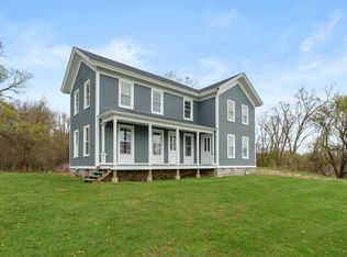 135 Golfview Dr, Plainwell, MI 49080