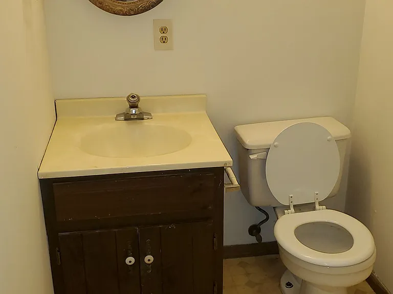 3617-3619 Greeley Dr — Photo 13