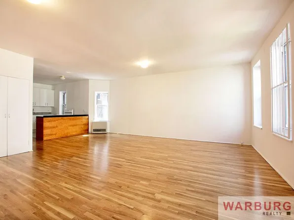 110 Suffolk Street image 1 of 4