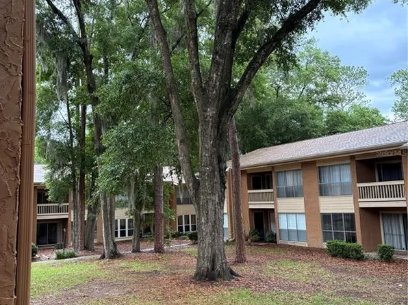 1810 NW 23rd Blvd APT 196, Gainesville, FL 32605