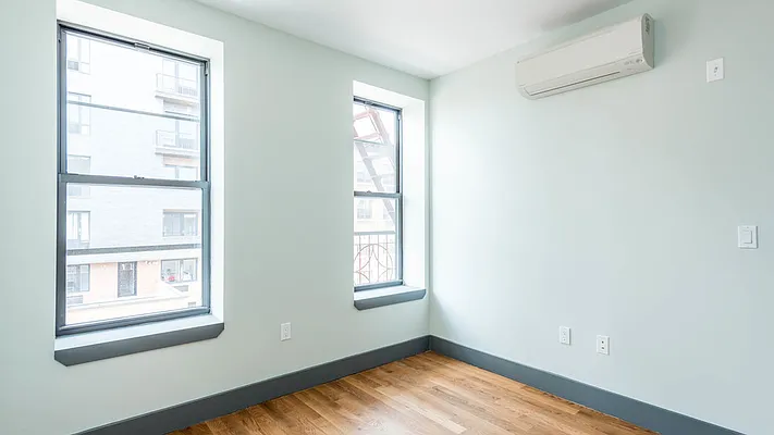 Rented by Nooklyn NYC LLC | media 12