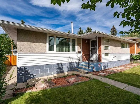 4327 E 19th St NW, Calgary, AB T2L 2B8