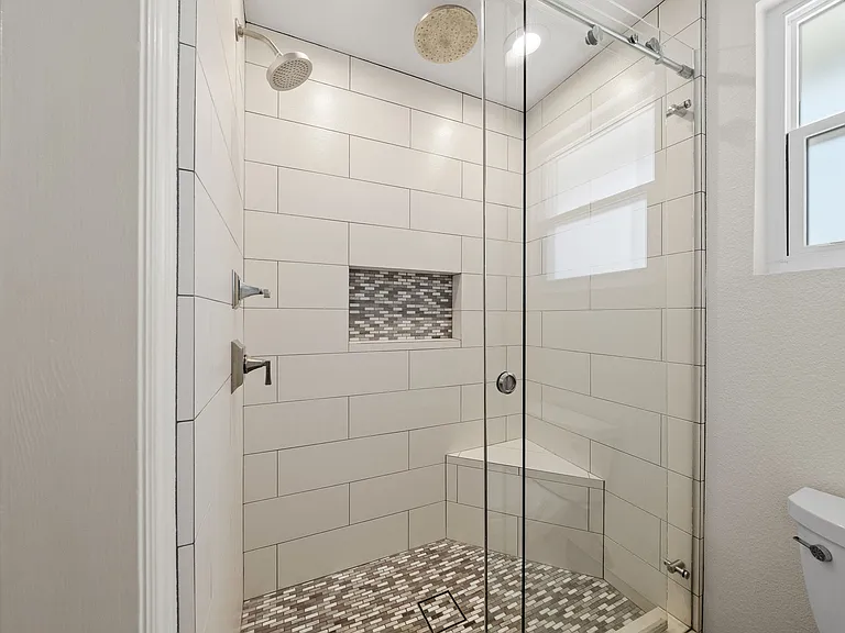 13254 Tiverton Rd — Photo 17