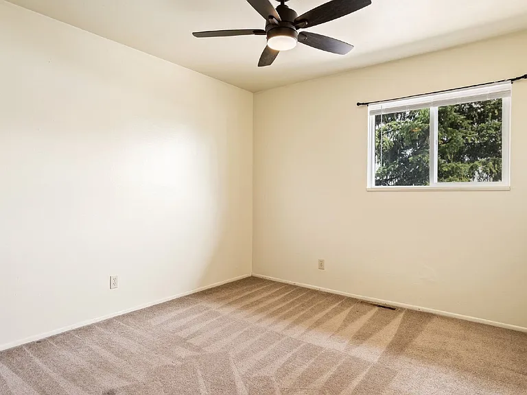 38 W Navajo St #B — Photo 17