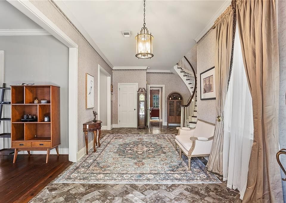 1329 Nashville Ave, New Orleans, LA 70115 | Zillow