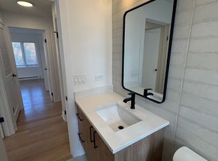 1492 Glencoe Ave APT 1N, Highland Park, IL 60035