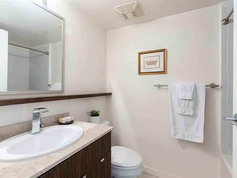 822 Seymour St #609 — Photo 7