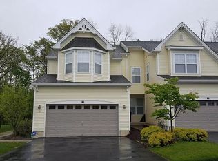 12 Avoncroft Ln, Middletown, NY 10940