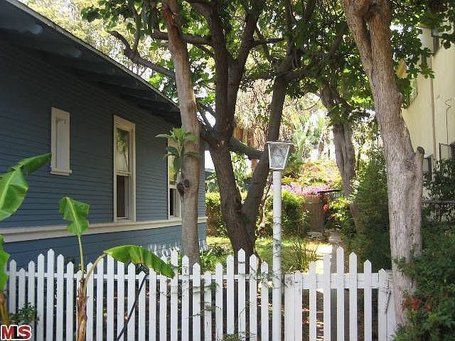 2nd image of 1011 6th St