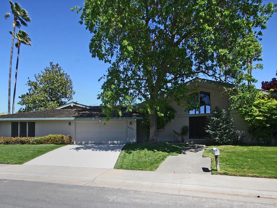1st image of 751 Shoreside Dr
