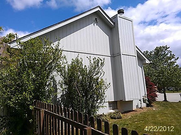 2nd image of 3412 Bryn Mawr Dr