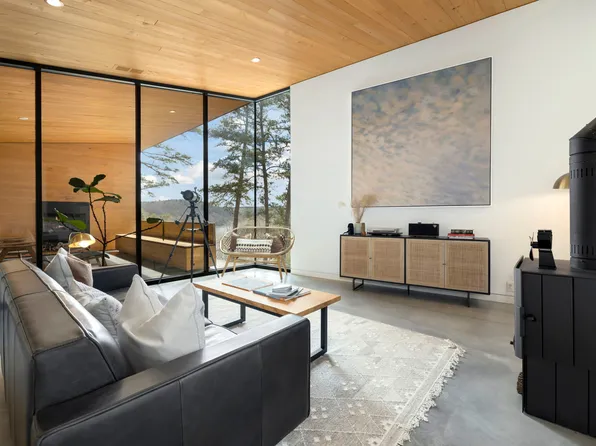 8463 Tanglewood Rd #Id1221905p, Rogers, AR 72756