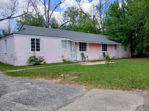 1523 Malone Dr, Albany, GA 31705