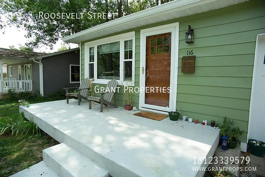2 bed, 866 sqft, $1,880 — Photo 2