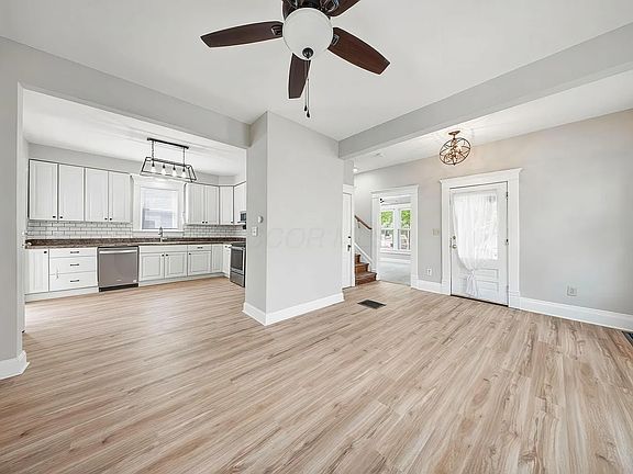 5th image of 351 W William St