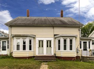 11 Pickering Rd, Rochester, NH 03839