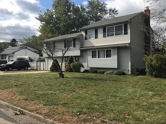 4th image of 44 Campo Ave